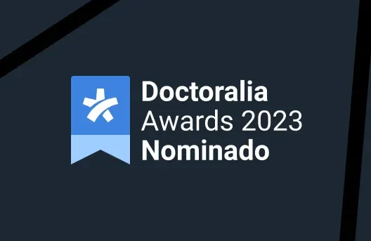 Logo Doctoralia Awards 2023 Nominado