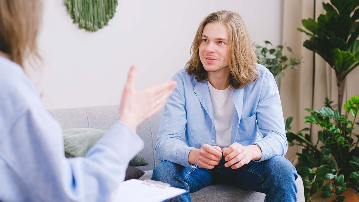 Psiquiatra o psicólogo: ¿a quién acudir? online o presencial